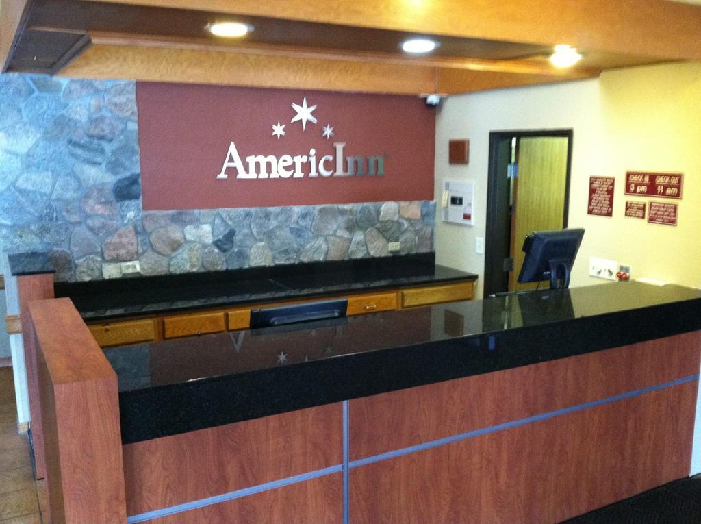 Americinn By Wyndham Fargo West Acres Esterno foto