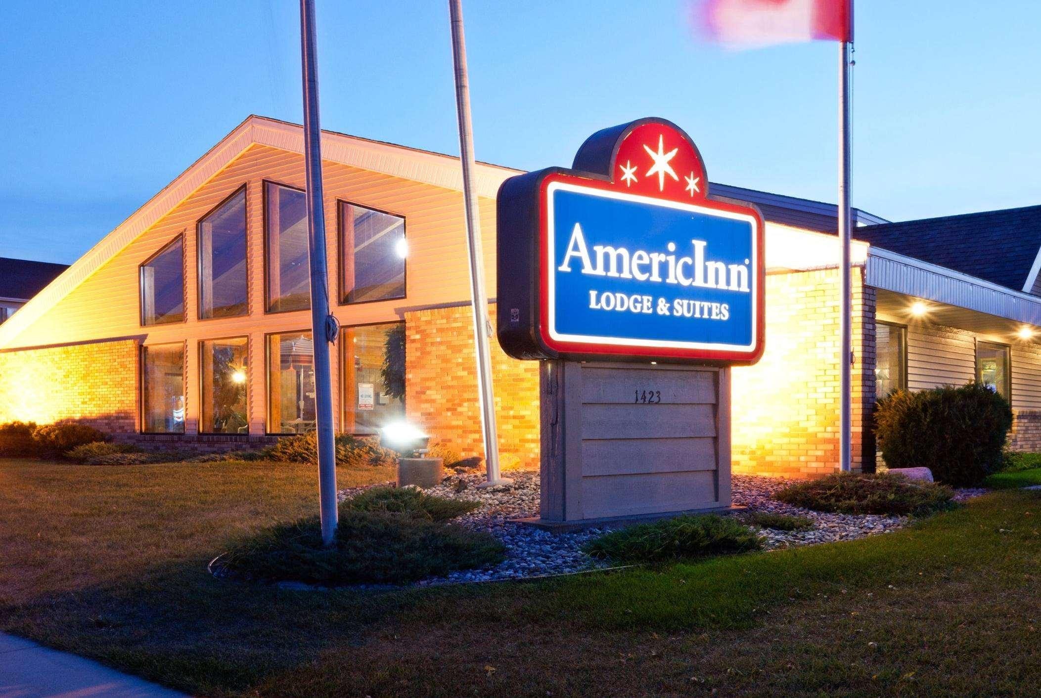 Americinn By Wyndham Fargo West Acres Esterno foto