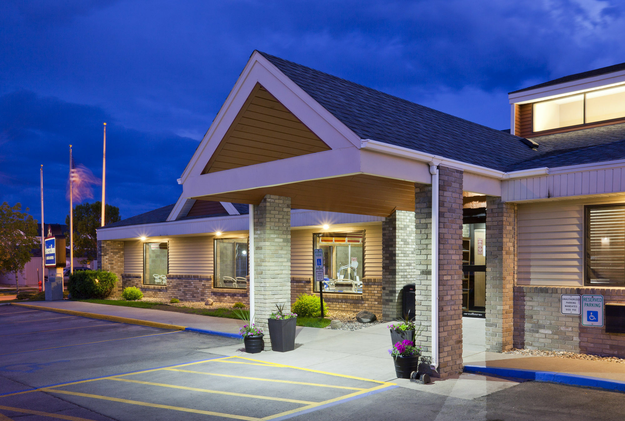 Americinn By Wyndham Fargo West Acres Esterno foto